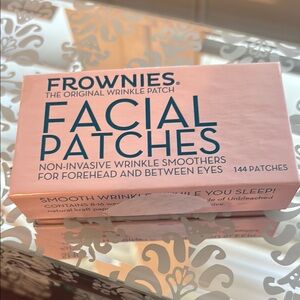 Frownies Pink Facial Patches for Wrinkle Smoothing
